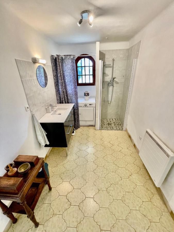 Maison En Provence Avec Piscine * Le Beausset